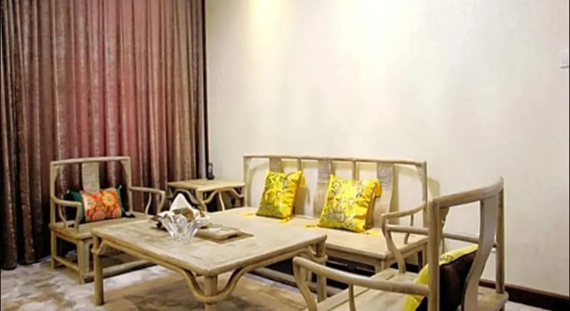 Qingdao Huangshan Hotel, Забронировать Отель Циндао 