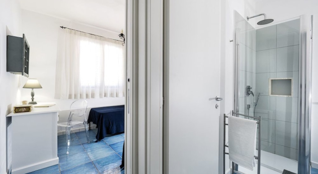 Spuma di Mare - Riccio, Book Apartment Hotels in Sicily with Parking, Parking
