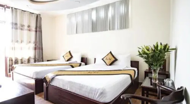 May Hotel