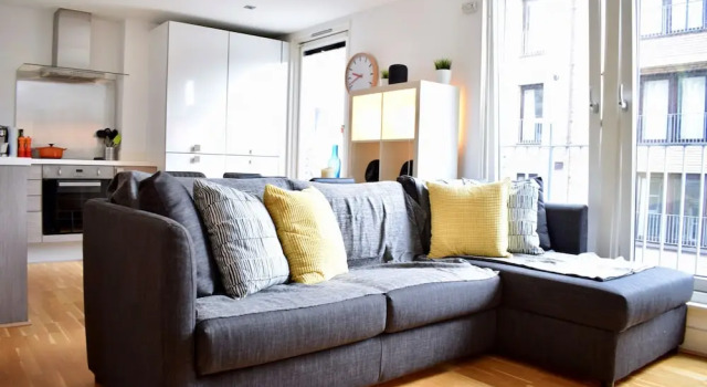 1 Bedroom Modern Flat in Central Edinburgh, Забронировать Апартаменты/квартира Апартаменты Эдинбурга, рядом с St George's West Church, Апартаменты/квартира