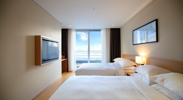 Четырёхместный номер Standard с частичным видом на море Best Western Haeundae Hotel