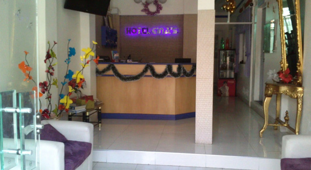Gina's Hotel
