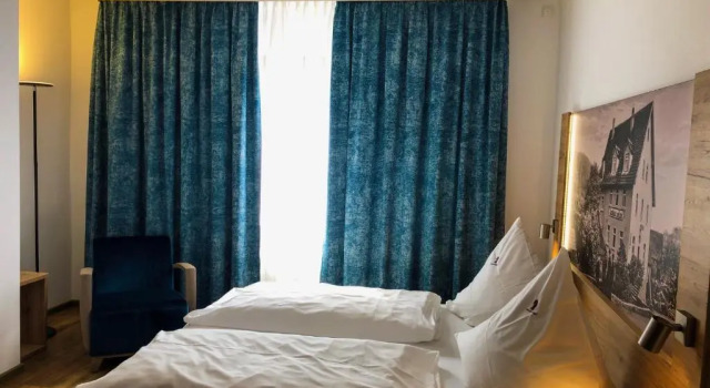 Hotel zum Engel, Забронировать Отель Меспельбрунн Шпессарт