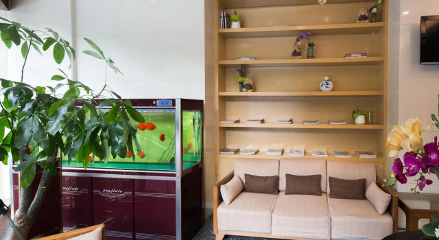 Shang Pin Hotel Shenzhen Futian Exhibition Branch, Rezerwuj Hotel Hotele w Shenzhen z parkingiem, Parking