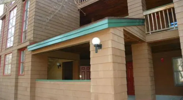 Deer Park 246, North Woodstock