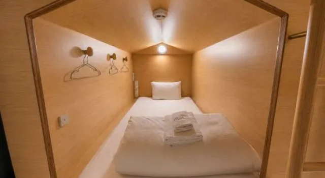 Кровать в общем номере (женский номер) MAJA HOTEL KYOTO l マヤホテルキョウト