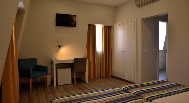 Двухместный номер Standard с балконом Porto Domus Hotel