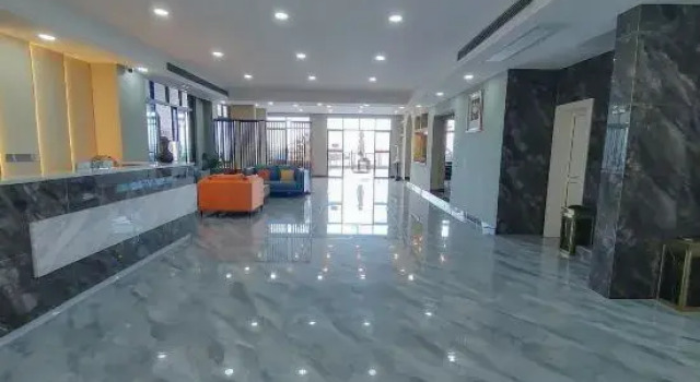 Taishan Weidaoli Hotel (Weijiaowan), Rezerwuj Hotel Hotele w Jiangmen z parkingiem, Parking