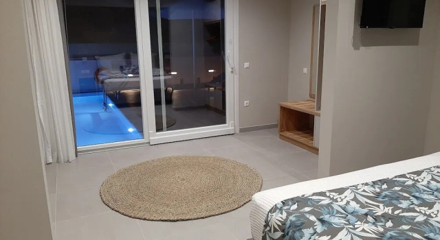 Sarpidon Suites