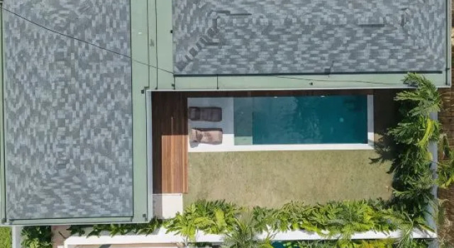 Totem Villa Stylish 2BR Private Pool in Kerobokan, Varaa Villa Mökit kohteessa Bali, Mökki