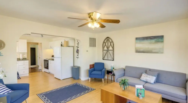 Delafield Vacation Rental Near Lakes & Parks!, Reservar Hotel Delafield Wisconsin