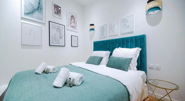 Beautiful Apartment in Marais - With AC, Забронировать Апартаменты/квартира Париж Иль-де-Франс, рядом с Станция метро Rambuteau