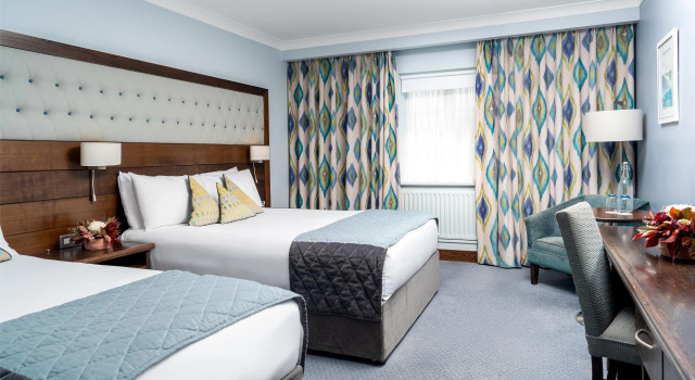 Трёхместный номер Standard Cavan Crystal Hotel