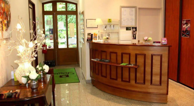 Hotel du Parc, Rezervovat Hotel Cransac Aveyron