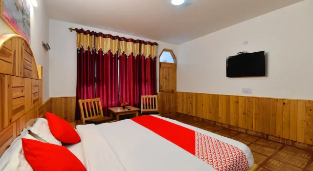 OYO 6426 Hotel Rishi Palace