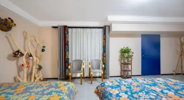 Семейный люкс c 1 комнатой Yining Youjia Laike Homestay