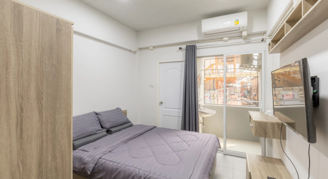 Номер Deluxe MiddleWay House Bangkok