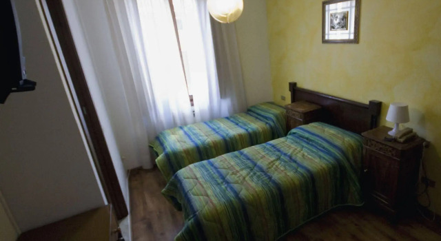 B&B Edelweiss, Забронировать Отель «постель и завтрак» Кастьоне-делла-Презолана Bergamo Province