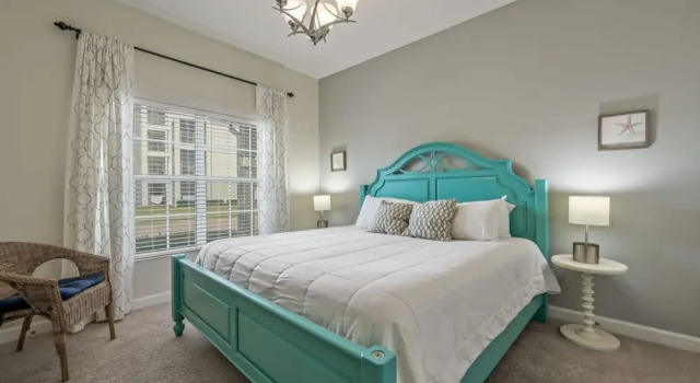 Cozy Home Near Disney Parks - Prime Location, Varaa Villa Kissimmee Kissimmee