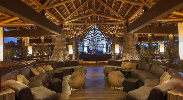 Полулюкс The Trinity Resort - Oasis