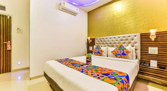 Flagship 8544 Hotel Bentleys