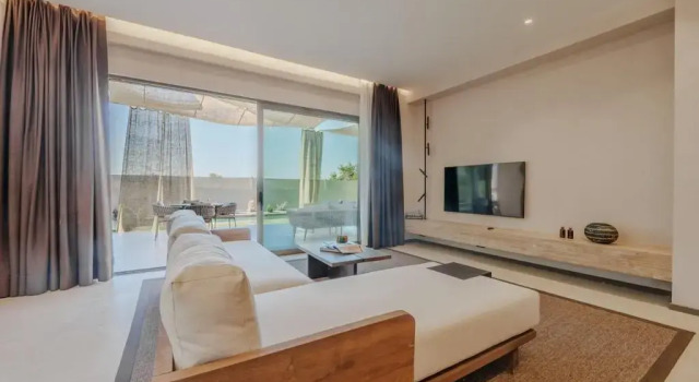 Silence Villas