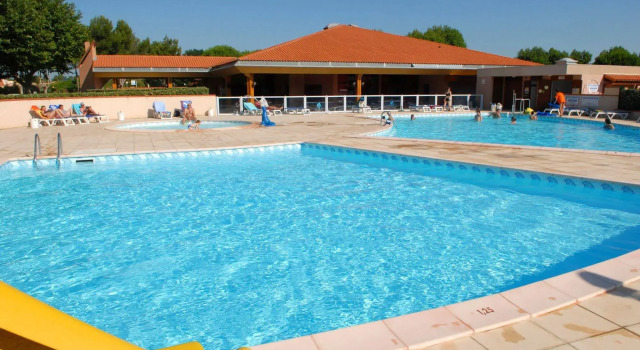 Azureva Saint Cyprien, Rezerwuj Ośrodek wypoczynkowy Hotele resortowe w Pyrénées-Orientales, Ośrodek wypoczynkowy