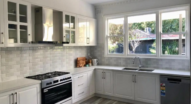 Коттедж Stylish 3 bedroom house - Close to parks, bars & cafes - Free parking