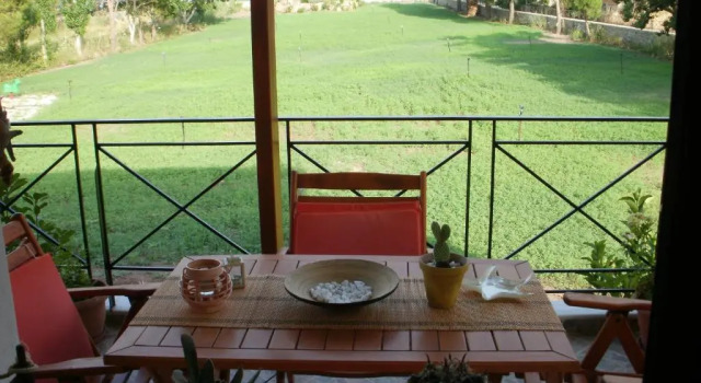 Апартаменты Бунгало Gaea Gardens Studios and Villas