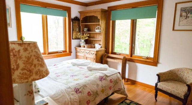 Номер Deluxe Honey Maple Grove BnB