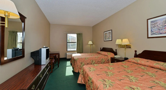 Четырёхместный номер Standard Quality Inn & Suites Aiken South