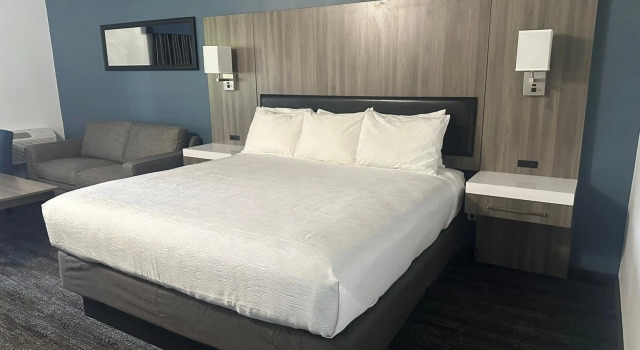 Oyster Bay Inn & Suites, Забронировать Отель Бремертон штат Вашингтон