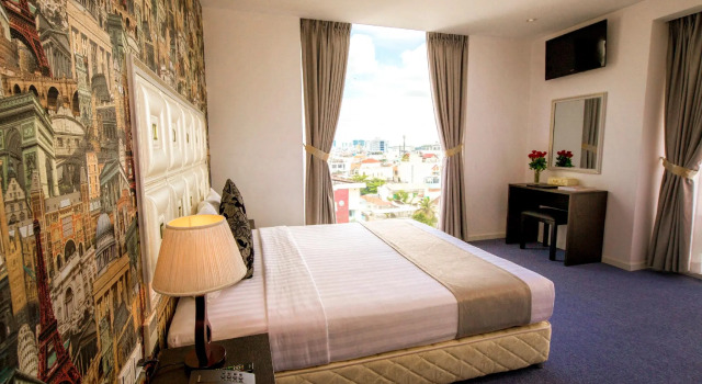 Двухместный номер Deluxe Golden Crown Hotel