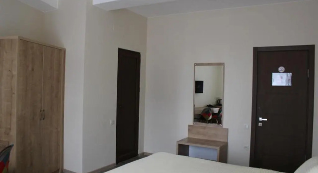 Трёхместный номер Standard с балконом Boutique Hotel 32