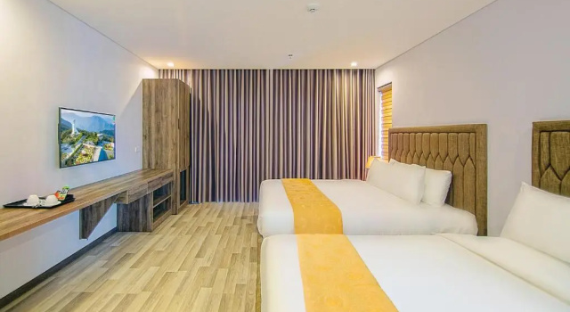 Sea Light Hotel Da Nang, Забронировать Отель Отели Дананга с парковкой, Парковка