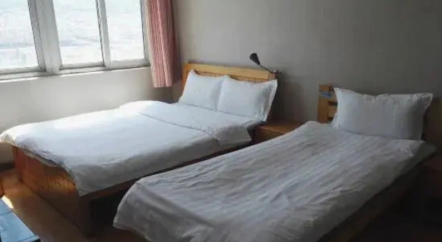 Standardowy trzyosobowy pokój LETE Hostel