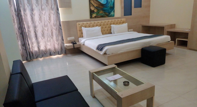 Люкс Regenta Inn Digha by Royal Orchid Hotels Limited.