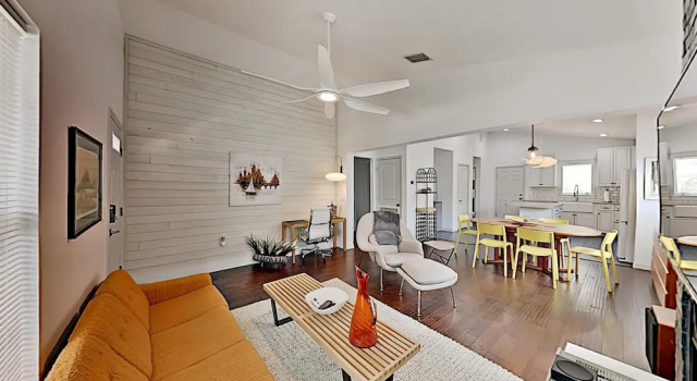 305whaya 3 Bedroom Home, Book Villa Sommerhuse i Tampa, Hytte