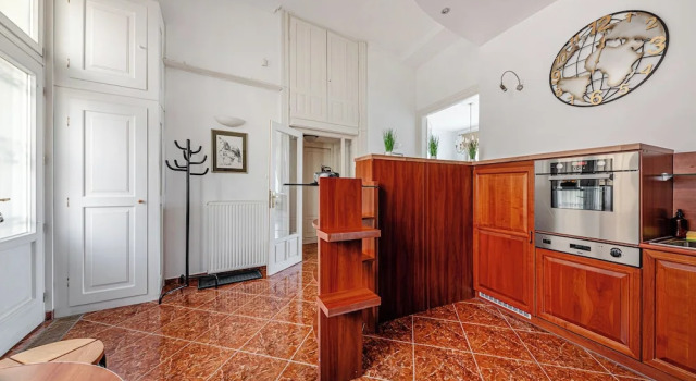Budapest Classic Charm | 2Br + Cornertub + Smarttv, Забронировать Апартаменты/квартира Будапешт Центральная Венгрия, рядом с Станция метро Vorosmarty Square
