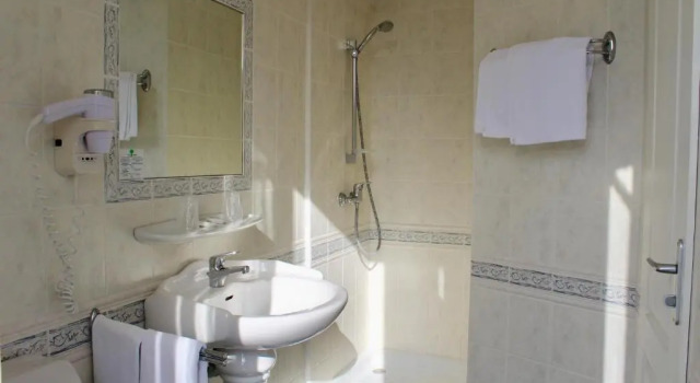 Трёхместный номер Standard Hôtel Sainte Marie