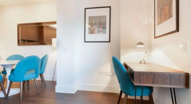 Newly Built Elegant 1 bed Home in Central London, Забронировать Отель Отели Англии 3 звезды, 3*