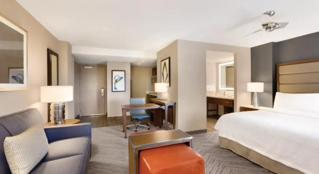 Двухместный люкс c 1 комнатой Homewood Suites by Hilton Washington DC Capitol-Navy Yard