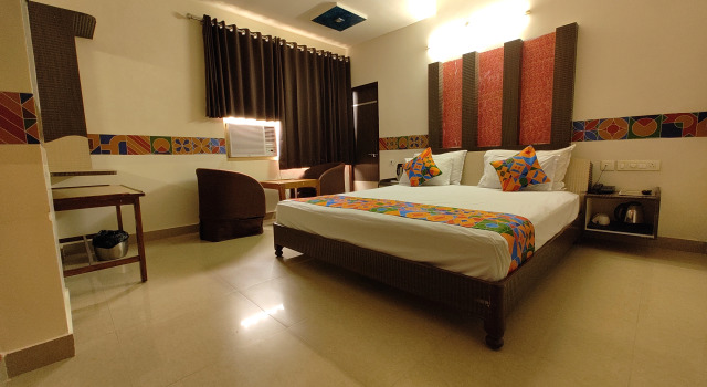 Номер Superior Hotel Omni Plaza