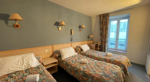 Номер Standard Hotel CÖRONA Lourdes