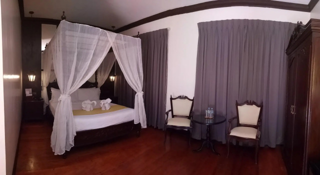 Люкс Vigan Plaza Hotel