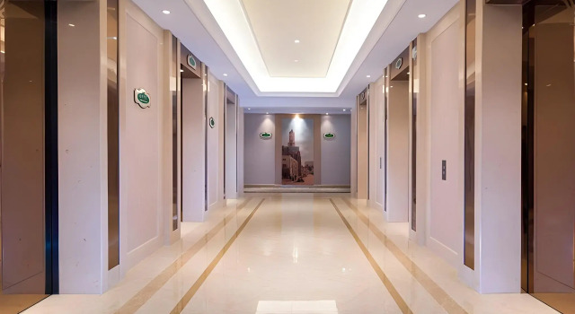 Vienna International Hotel (Suzhou Railway Station North Square)