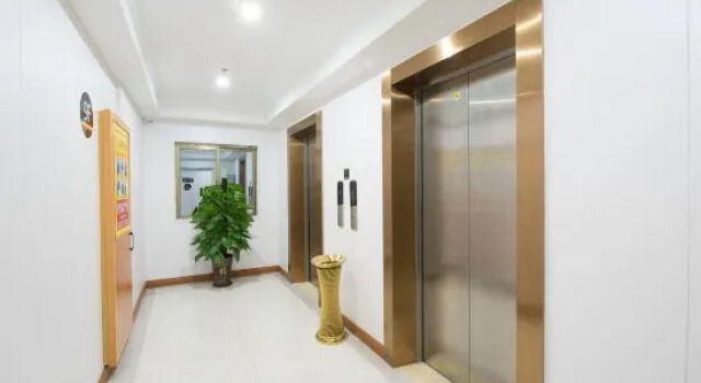 New pearl Hotel, Prenota Hotel Hotel a Hainan con parcheggio, Parcheggio