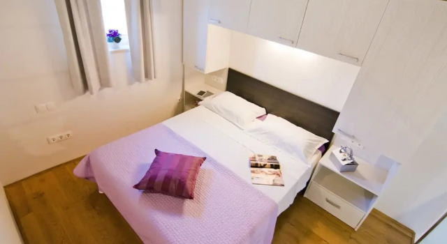 Студия Apartments Veig Palace