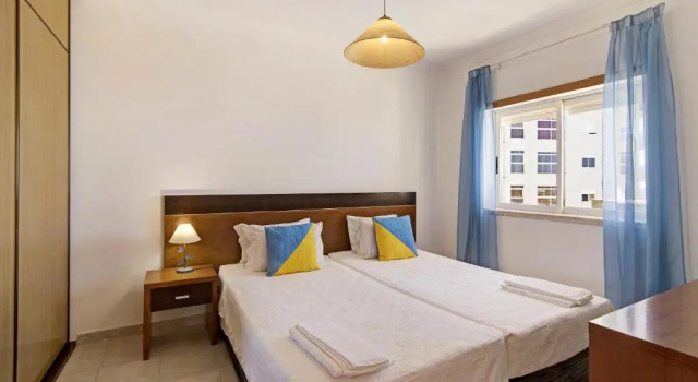 Nau Bérrio 5ºD - Vista Mar, Rezerwuj Hotel Hotele w Algarve z parkingiem, Parking