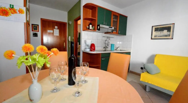 Villa Batur, Забронировать Вилла Отели Петрчане 3 звезды, рядом с Пляж Радман, 3*
